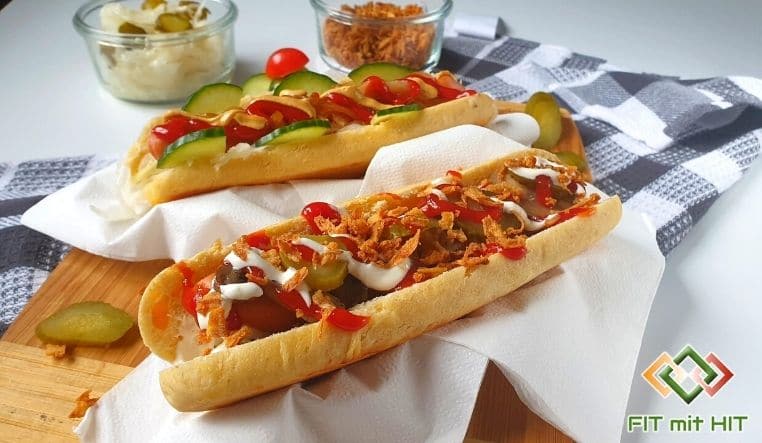 Hot Dog Brötchen selber backen! | Thermomix® Rezept
